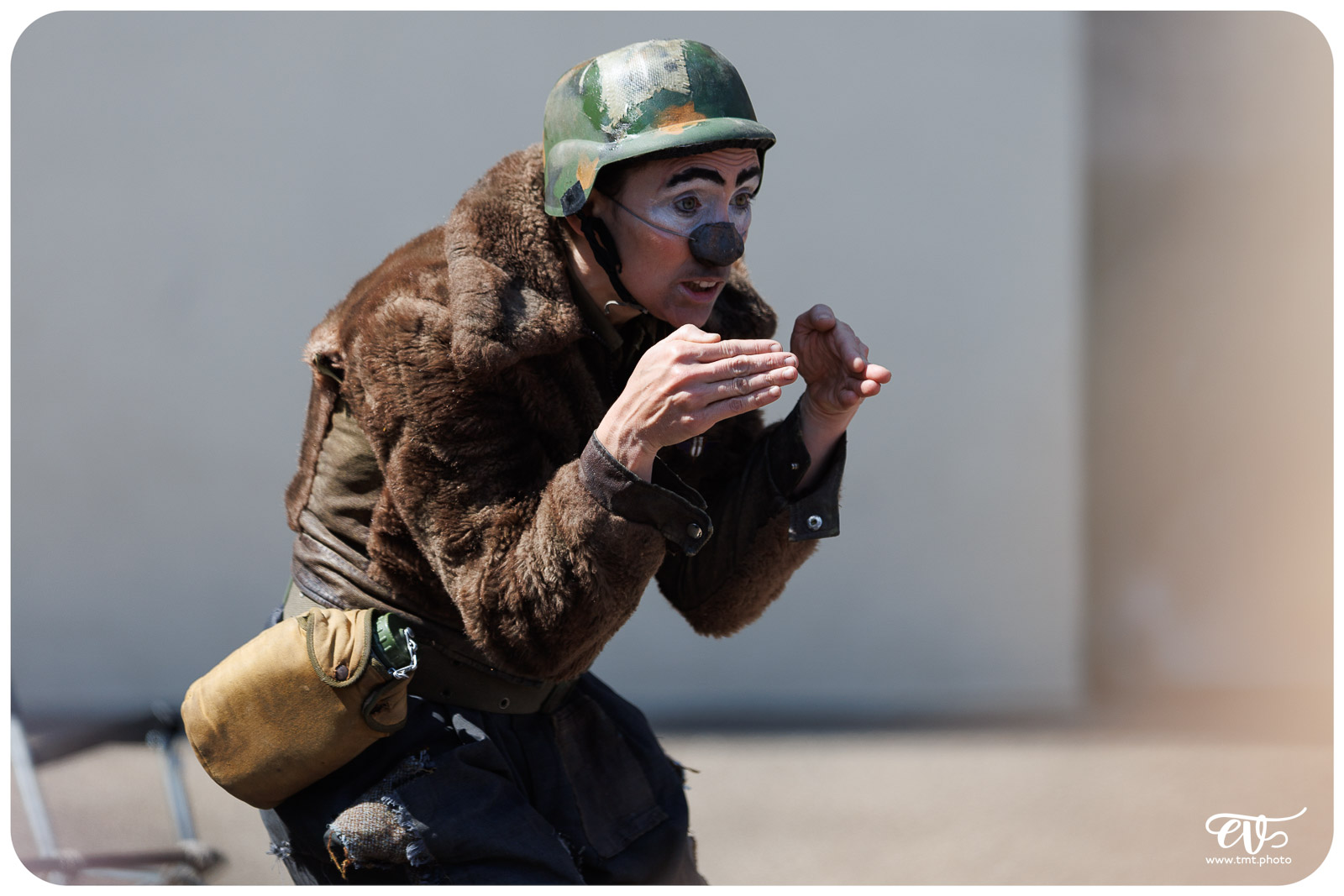 EN ATTENDANT LE 3ÈME TYPE (THÉÂTRE DE CANIVEAU)